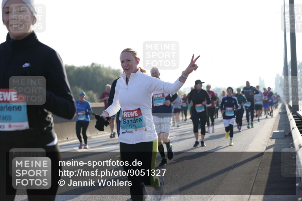 03.10.2025 - Köhlbrandbrückenlauf Jannik Wohlers http://msf.ph/oto/9051327 03.10.2025 09:19:03 Position 3 409, 1742 meine-sportfotos.de