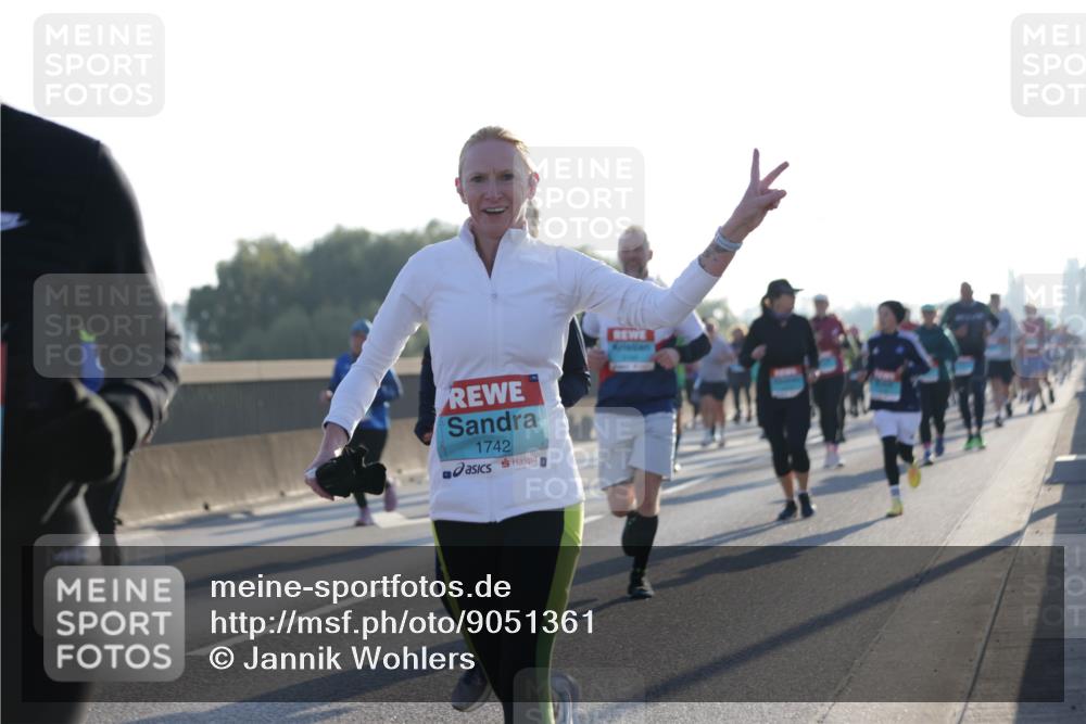 03.10.2025 - Köhlbrandbrückenlauf Jannik Wohlers http://msf.ph/oto/9051361 03.10.2025 09:19:04 Position 3 1742 meine-sportfotos.de