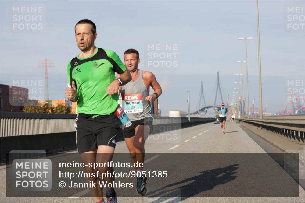 03.10.2025 - Köhlbrandbrückenlauf Jannik Wohlers http://msf.ph/oto/9051385 03.10.2025 09:38:07 Position 3 1022 meine-sportfotos.de