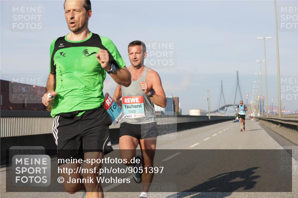 03.10.2025 - Köhlbrandbrückenlauf Jannik Wohlers http://msf.ph/oto/9051397 03.10.2025 09:38:07 Position 3 1022 meine-sportfotos.de