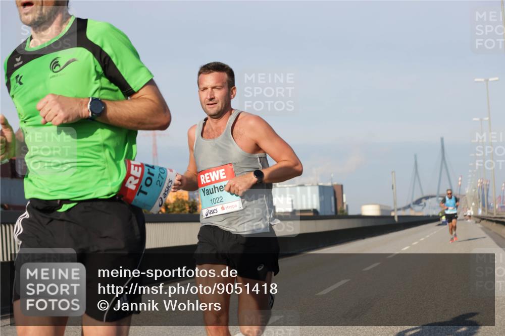 03.10.2025 - Köhlbrandbrückenlauf Jannik Wohlers http://msf.ph/oto/9051418 03.10.2025 09:38:07 Position 3 270, 1022 meine-sportfotos.de