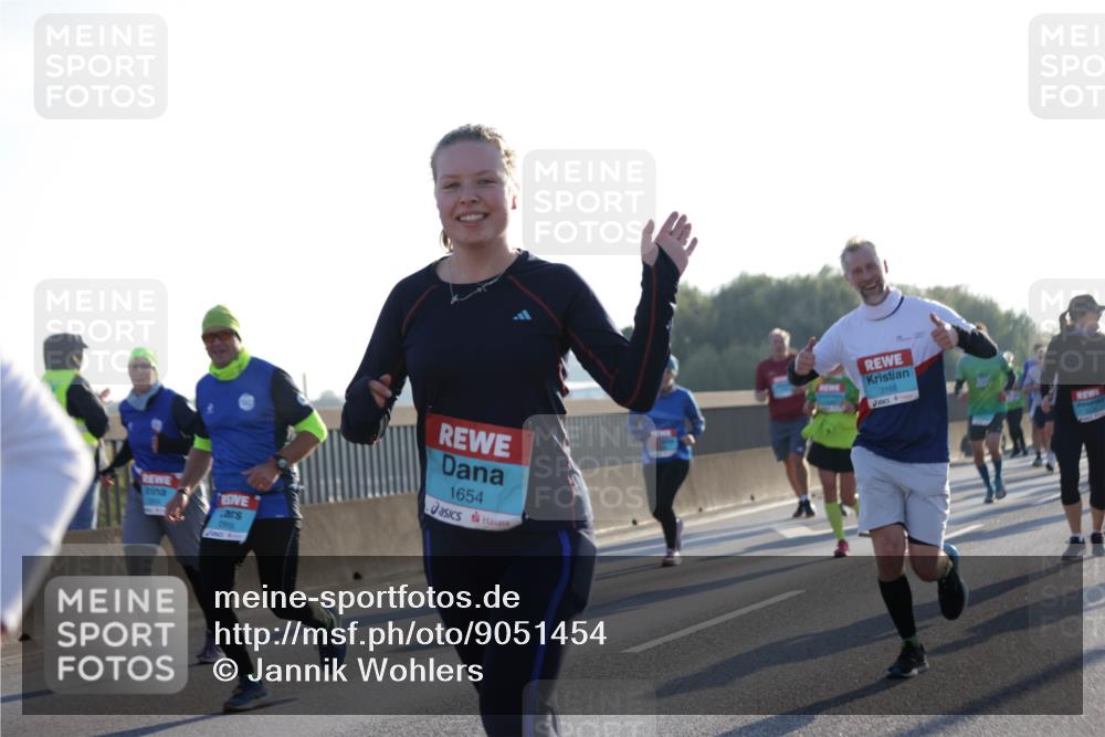 03.10.2025 - Köhlbrandbrückenlauf Jannik Wohlers http://msf.ph/oto/9051454 03.10.2025 09:19:05 Position 3 1654, 3166 meine-sportfotos.de