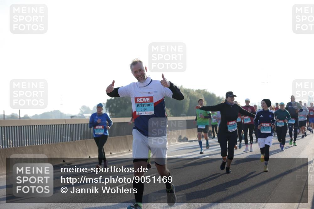 03.10.2025 - Köhlbrandbrückenlauf Jannik Wohlers http://msf.ph/oto/9051469 03.10.2025 09:19:05 Position 3 3166, 3178 meine-sportfotos.de