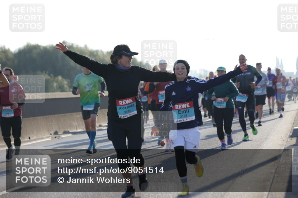03.10.2025 - Köhlbrandbrückenlauf Jannik Wohlers http://msf.ph/oto/9051514 03.10.2025 09:19:06 Position 3 3175, 3178, 1418 meine-sportfotos.de