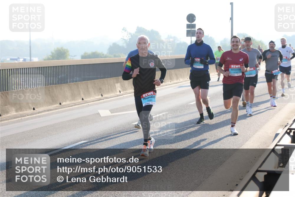 03.10.2025 - Köhlbrandbrückenlauf Lena Gebhardt http://msf.ph/oto/9051533 03.10.2025 09:14:48 Position 1 1020, 1016, 2792 meine-sportfotos.de