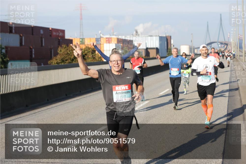 03.10.2025 - Köhlbrandbrückenlauf Jannik Wohlers http://msf.ph/oto/9051579 03.10.2025 09:46:15 Position 3 1077, 2697 meine-sportfotos.de