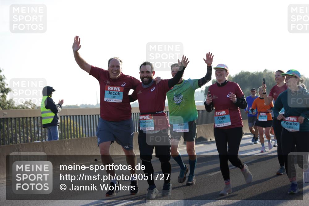 03.10.2025 - Köhlbrandbrückenlauf Jannik Wohlers http://msf.ph/oto/9051727 03.10.2025 09:19:10 Position 3 1388, 1465, 1362, 2061, 1418 meine-sportfotos.de