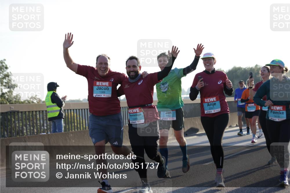 03.10.2025 - Köhlbrandbrückenlauf Jannik Wohlers http://msf.ph/oto/9051737 03.10.2025 09:19:10 Position 3 1388, 1465, 1362, 2061, 1418 meine-sportfotos.de