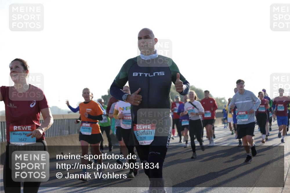 03.10.2025 - Köhlbrandbrückenlauf Jannik Wohlers http://msf.ph/oto/9051834 03.10.2025 09:19:12 Position 3 1647, 2126 meine-sportfotos.de