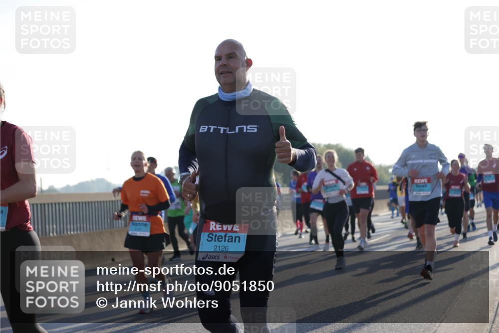 03.10.2025 - Köhlbrandbrückenlauf Jannik Wohlers http://msf.ph/oto/9051850 03.10.2025 09:19:12 Position 3 2126 meine-sportfotos.de