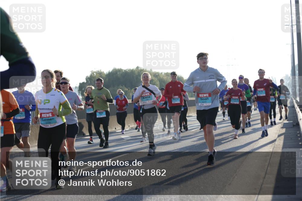 03.10.2025 - Köhlbrandbrückenlauf Jannik Wohlers http://msf.ph/oto/9051862 03.10.2025 09:19:12 Position 3 3339, 1455, 2040 meine-sportfotos.de