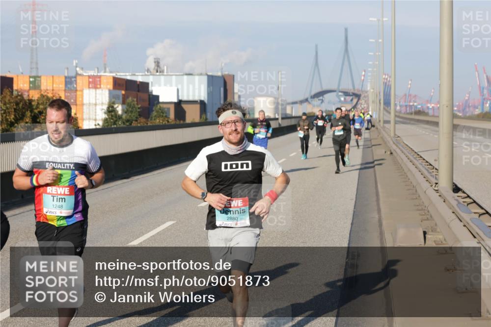 03.10.2025 - Köhlbrandbrückenlauf Jannik Wohlers http://msf.ph/oto/9051873 03.10.2025 09:46:30 Position 3 1248, 2880, 744 meine-sportfotos.de