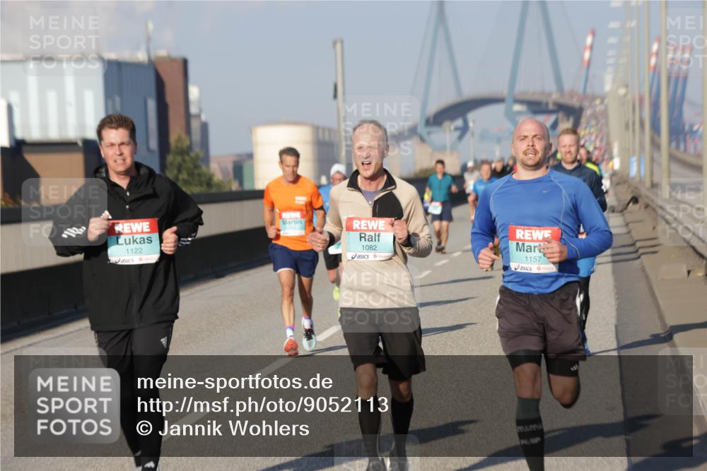 03.10.2025 - Köhlbrandbrückenlauf Jannik Wohlers http://msf.ph/oto/9052113 03.10.2025 09:46:41 Position 3 1122, 1082, 1157 meine-sportfotos.de