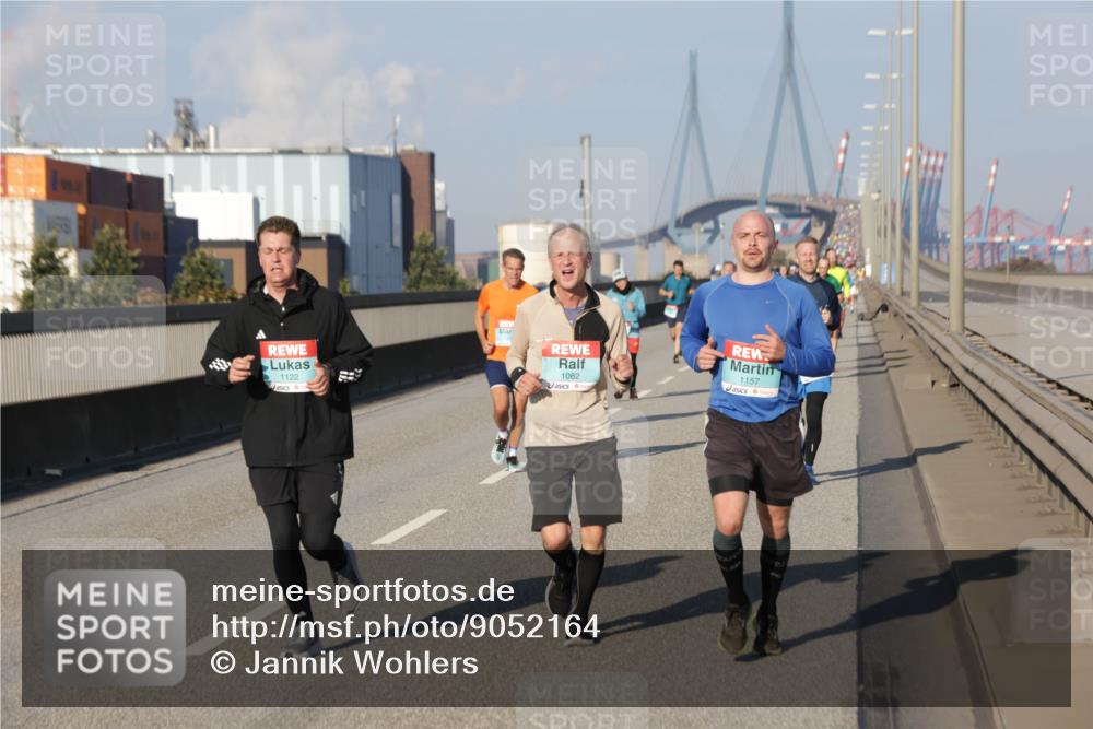 03.10.2025 - Köhlbrandbrückenlauf Jannik Wohlers http://msf.ph/oto/9052164 03.10.2025 09:46:41 Position 3 1122, 1082, 1157 meine-sportfotos.de