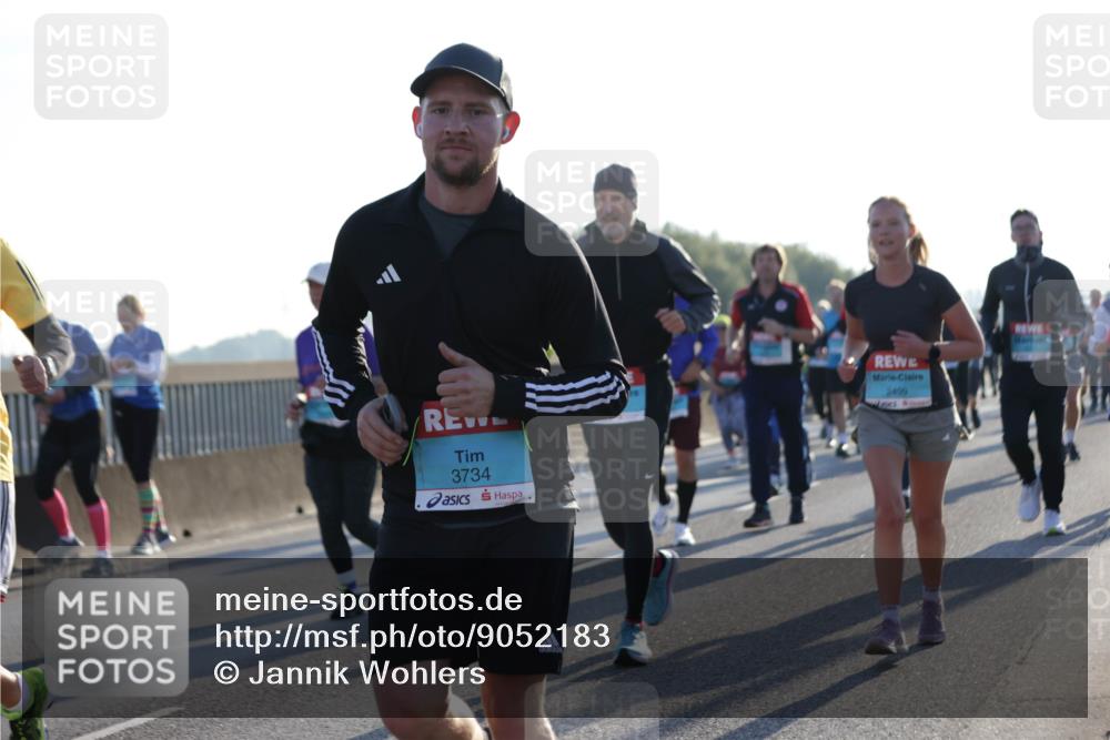 03.10.2025 - Köhlbrandbrückenlauf Jannik Wohlers http://msf.ph/oto/9052183 03.10.2025 09:19:19 Position 3 3734, 2499 meine-sportfotos.de