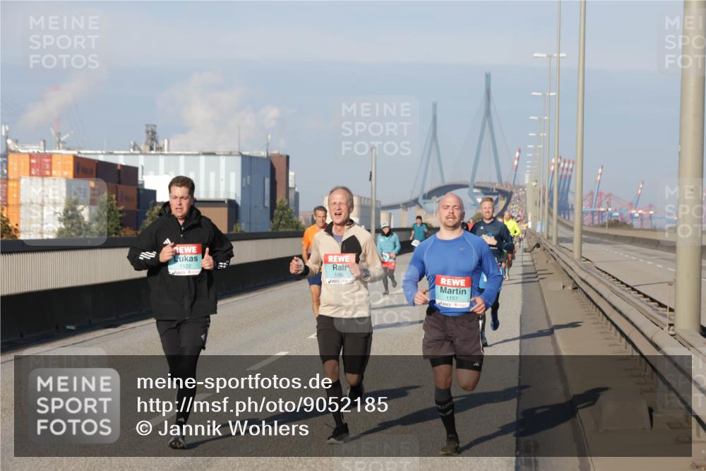 03.10.2025 - Köhlbrandbrückenlauf Jannik Wohlers http://msf.ph/oto/9052185 03.10.2025 09:46:42 Position 3 1122, 1082, 1157 meine-sportfotos.de