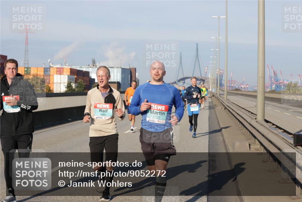 03.10.2025 - Köhlbrandbrückenlauf Jannik Wohlers http://msf.ph/oto/9052272 03.10.2025 09:46:43 Position 3 1122, 1082, 1157 meine-sportfotos.de