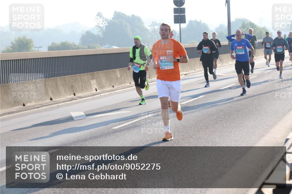 03.10.2025 - Köhlbrandbrückenlauf Lena Gebhardt http://msf.ph/oto/9052275 03.10.2025 09:15:12 Position 1 1423 meine-sportfotos.de