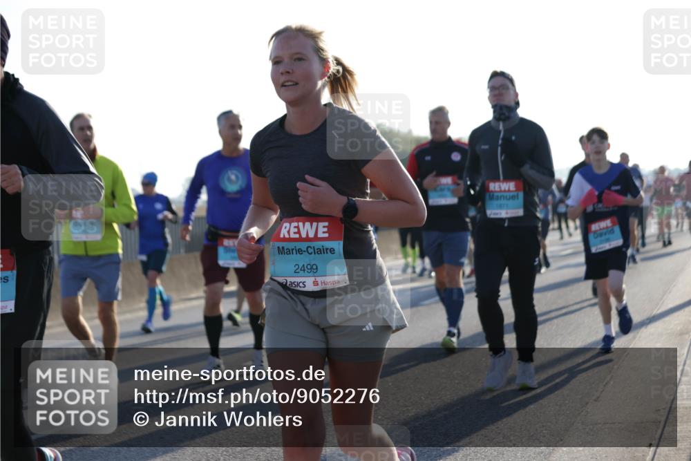 03.10.2025 - Köhlbrandbrückenlauf Jannik Wohlers http://msf.ph/oto/9052276 03.10.2025 09:19:21 Position 3 2499, 1871 meine-sportfotos.de
