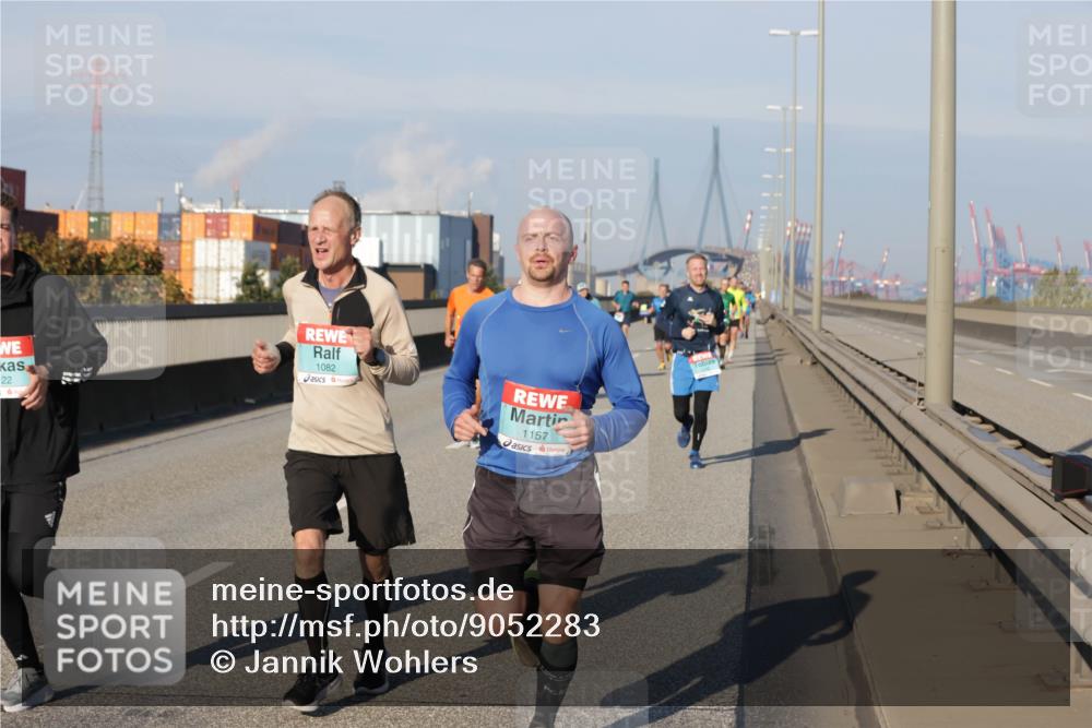 03.10.2025 - Köhlbrandbrückenlauf Jannik Wohlers http://msf.ph/oto/9052283 03.10.2025 09:46:43 Position 3 22, 1082, 1157 meine-sportfotos.de