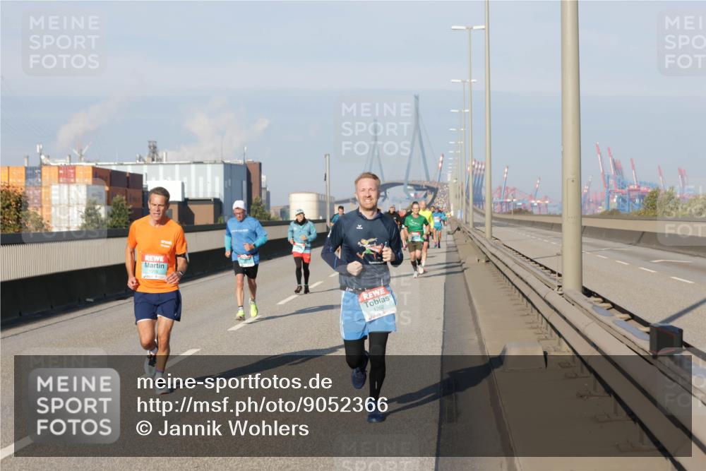 03.10.2025 - Köhlbrandbrückenlauf Jannik Wohlers http://msf.ph/oto/9052366 03.10.2025 09:46:46 Position 3 1315, 1262 meine-sportfotos.de