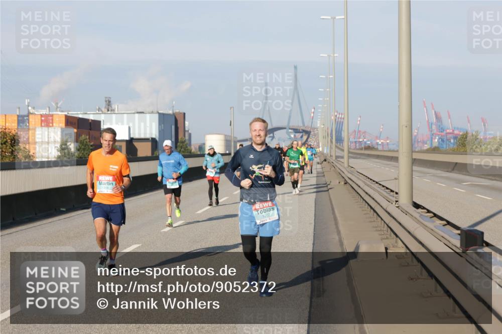 03.10.2025 - Köhlbrandbrückenlauf Jannik Wohlers http://msf.ph/oto/9052372 03.10.2025 09:46:46 Position 3 1315, 1262 meine-sportfotos.de