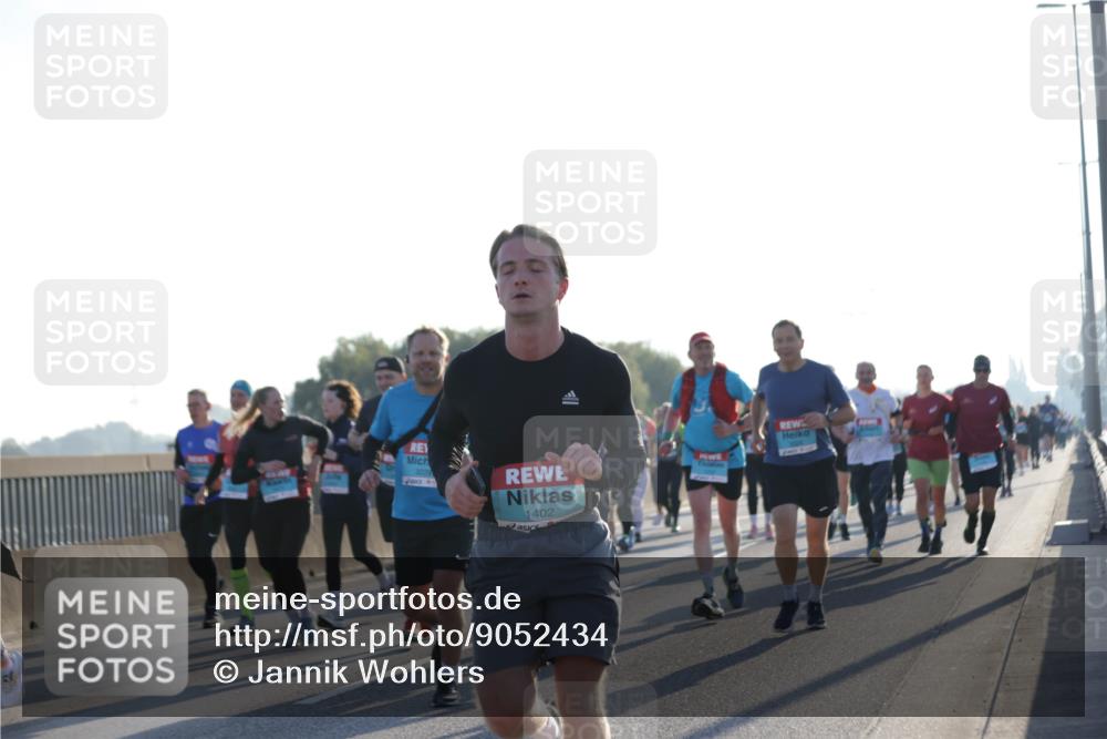 03.10.2025 - Köhlbrandbrückenlauf Jannik Wohlers http://msf.ph/oto/9052434 03.10.2025 09:19:24 Position 3 1402 meine-sportfotos.de