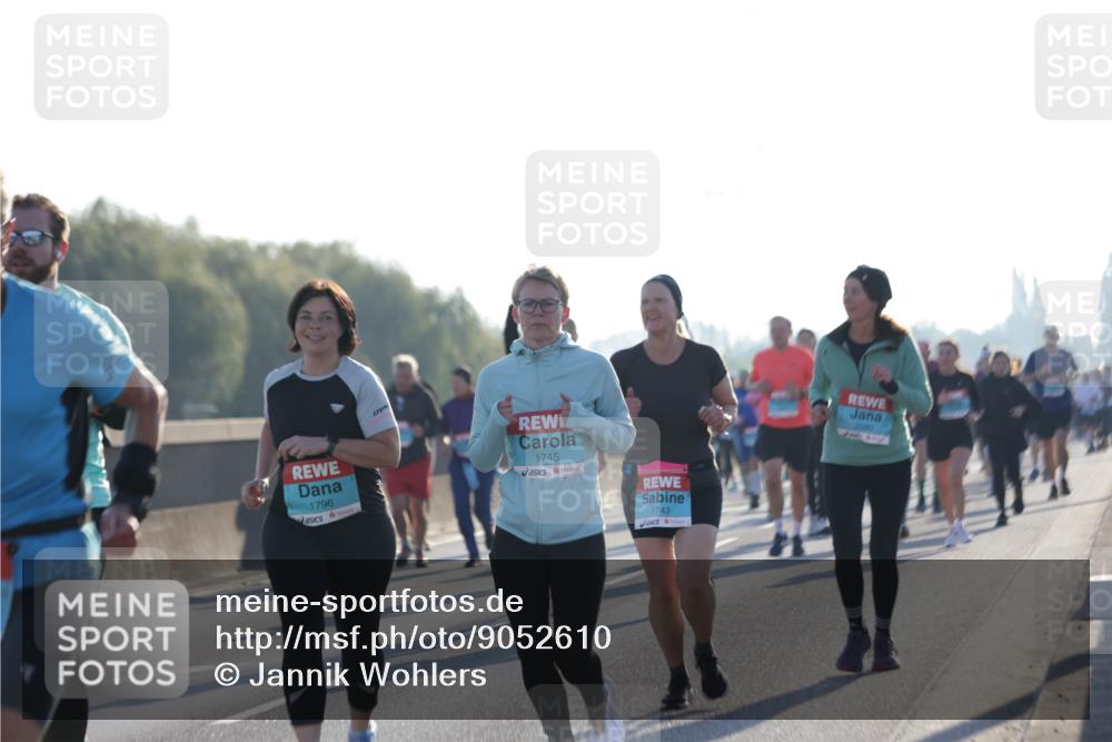 03.10.2025 - Köhlbrandbrückenlauf Jannik Wohlers http://msf.ph/oto/9052610 03.10.2025 09:19:31 Position 3 1796, 1745, 1743, 3580 meine-sportfotos.de