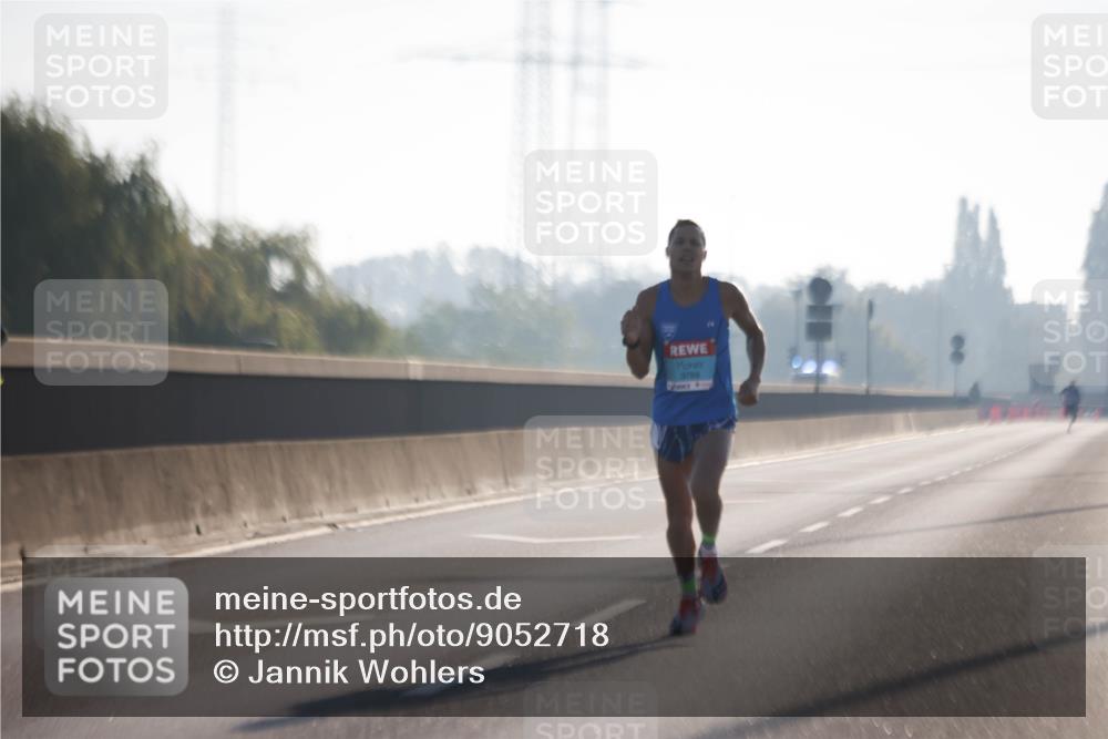 03.10.2025 - Köhlbrandbrückenlauf Jannik Wohlers http://msf.ph/oto/9052718 03.10.2025 09:09:41 Position 3 3769 meine-sportfotos.de