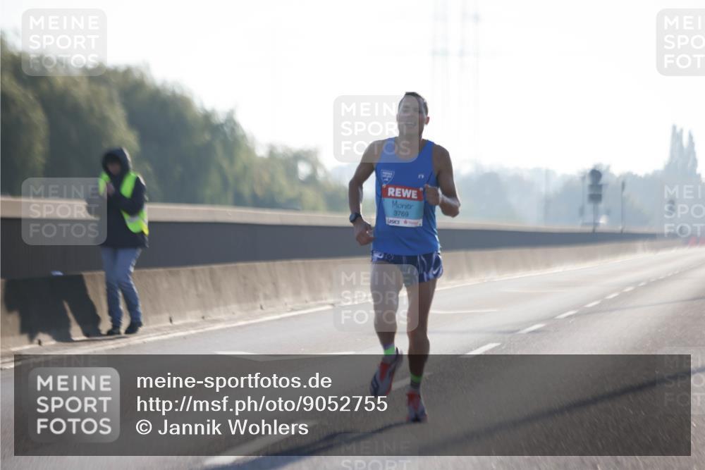 03.10.2025 - Köhlbrandbrückenlauf Jannik Wohlers http://msf.ph/oto/9052755 03.10.2025 09:09:43 Position 3 3769 meine-sportfotos.de