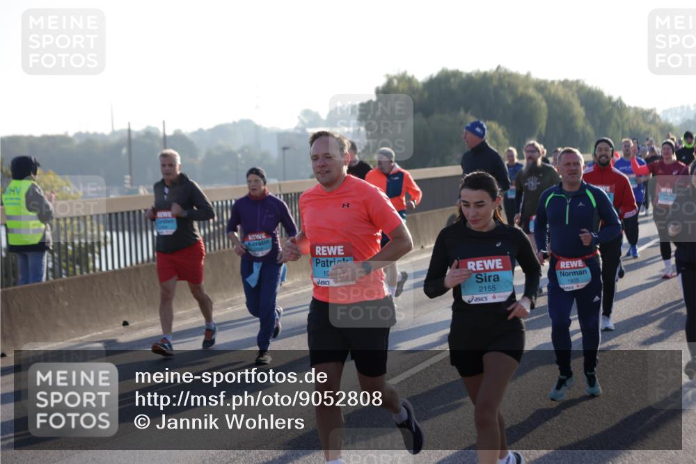 03.10.2025 - Köhlbrandbrückenlauf Jannik Wohlers http://msf.ph/oto/9052808 03.10.2025 09:19:39 Position 3 19, 2155, 1805 meine-sportfotos.de