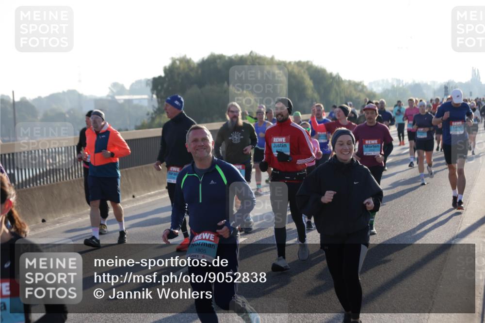03.10.2025 - Köhlbrandbrückenlauf Jannik Wohlers http://msf.ph/oto/9052838 03.10.2025 09:19:40 Position 3 1805 meine-sportfotos.de