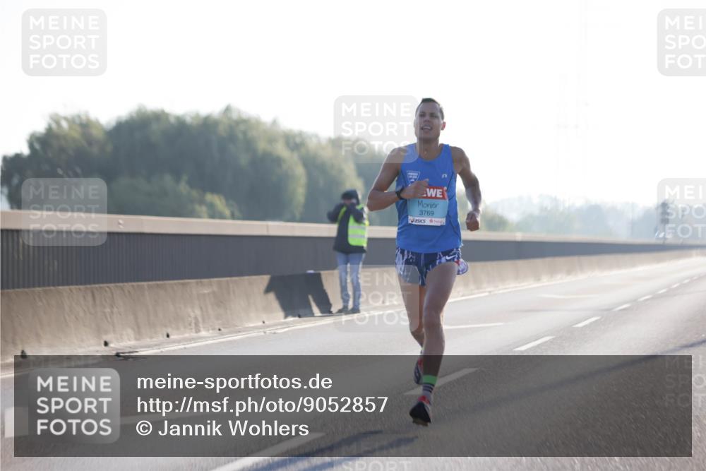 03.10.2025 - Köhlbrandbrückenlauf Jannik Wohlers http://msf.ph/oto/9052857 03.10.2025 09:09:44 Position 3 3769 meine-sportfotos.de