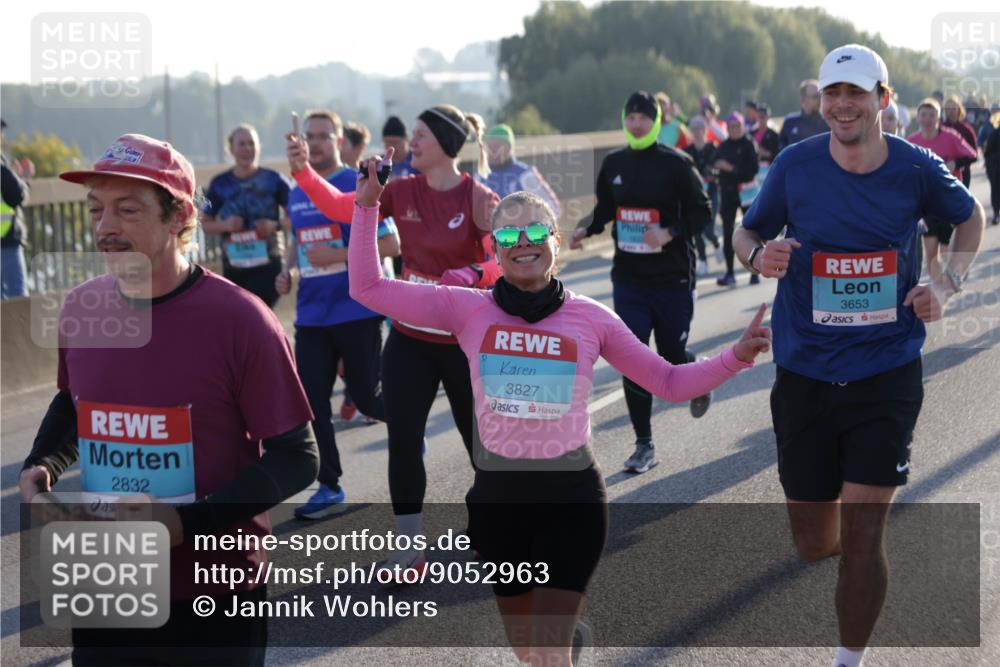 03.10.2025 - Köhlbrandbrückenlauf Jannik Wohlers http://msf.ph/oto/9052963 03.10.2025 09:19:44 Position 3 2832, 3827, 3653 meine-sportfotos.de