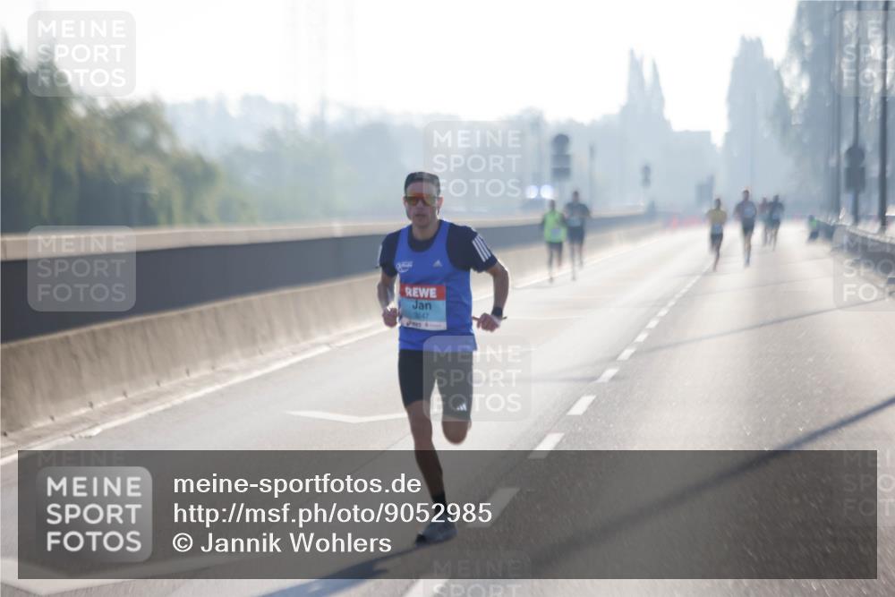 03.10.2025 - Köhlbrandbrückenlauf Jannik Wohlers http://msf.ph/oto/9052985 03.10.2025 09:10:19 Position 3 3247 meine-sportfotos.de