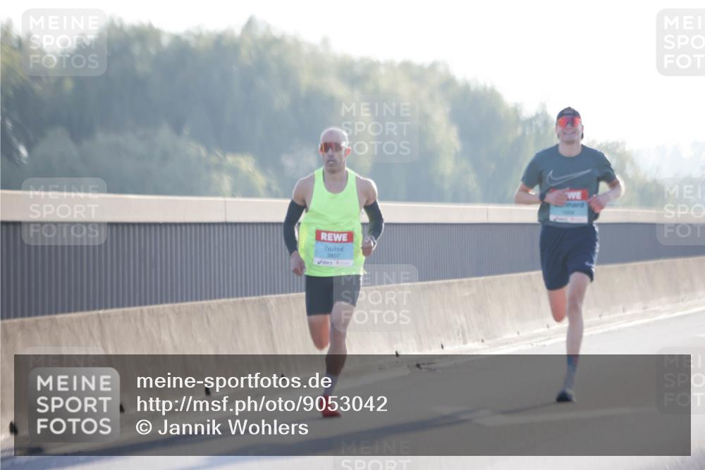 03.10.2025 - Köhlbrandbrückenlauf Jannik Wohlers http://msf.ph/oto/9053042 03.10.2025 09:10:36 Position 3 3807, 1008 meine-sportfotos.de