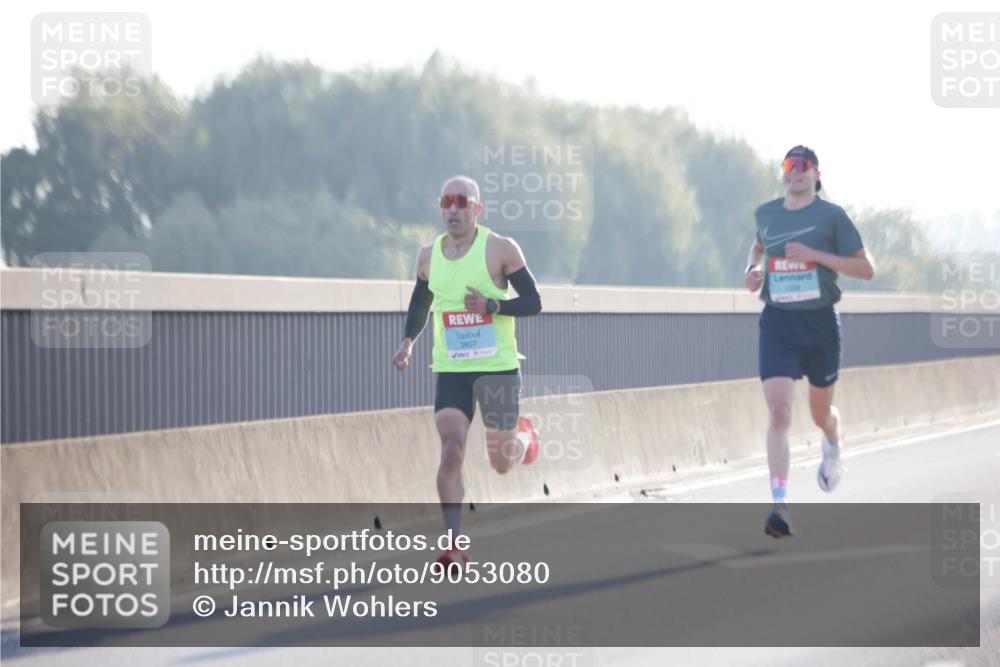 03.10.2025 - Köhlbrandbrückenlauf Jannik Wohlers http://msf.ph/oto/9053080 03.10.2025 09:10:36 Position 3 3807 meine-sportfotos.de