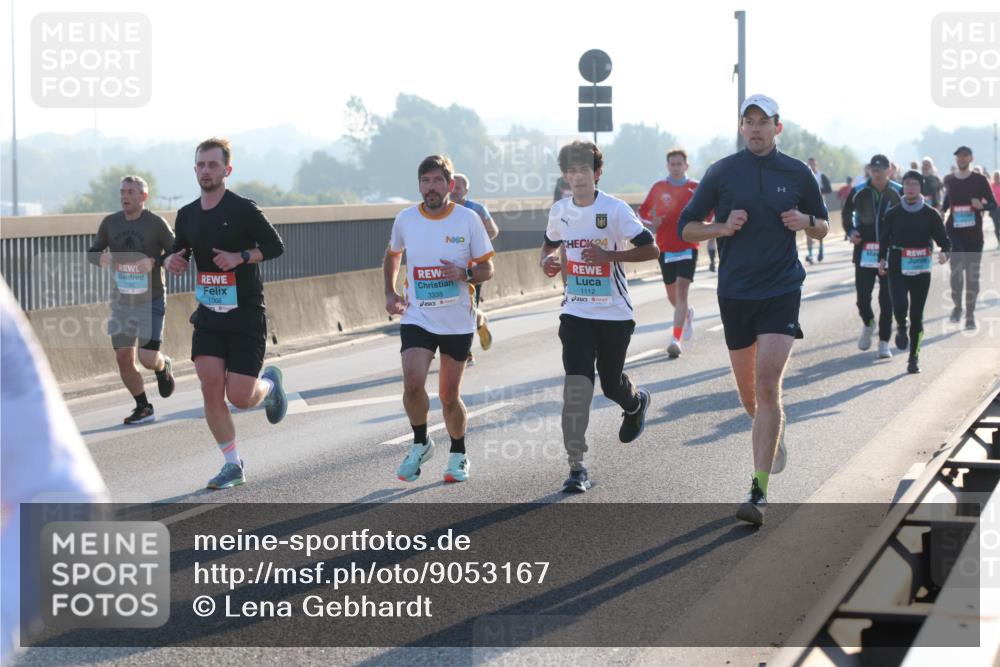 03.10.2025 - Köhlbrandbrückenlauf Lena Gebhardt http://msf.ph/oto/9053167 03.10.2025 09:15:43 Position 1 1068, 3338, 24, 1112 meine-sportfotos.de