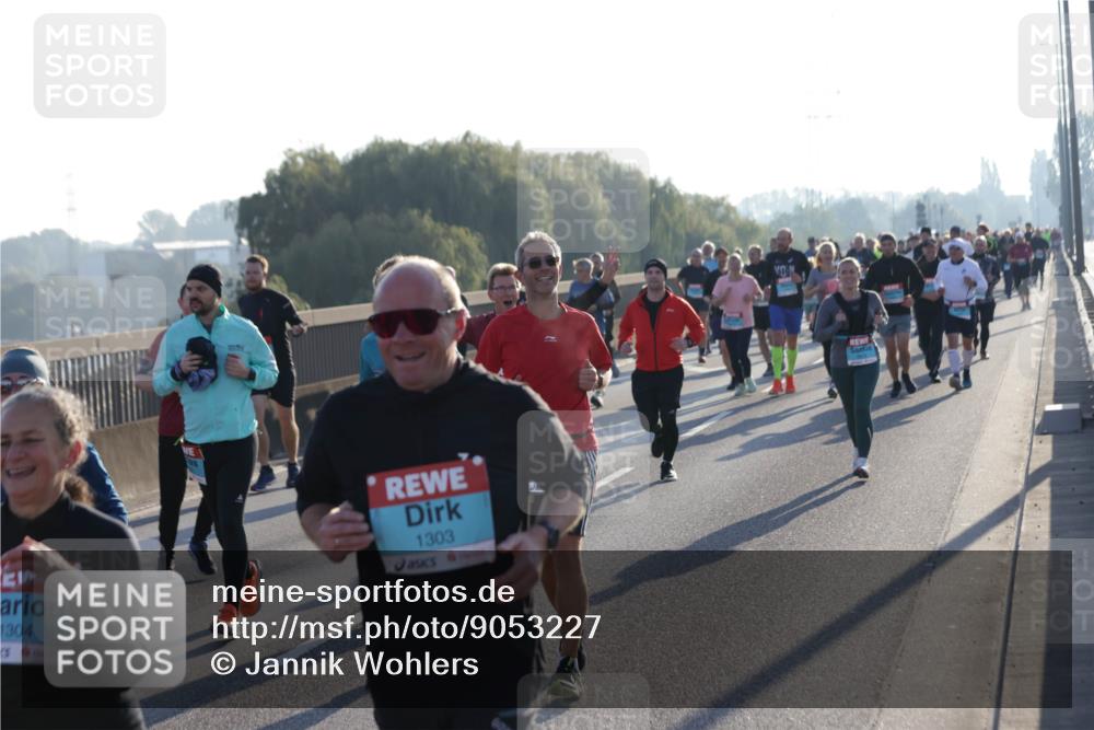 03.10.2025 - Köhlbrandbrückenlauf Jannik Wohlers http://msf.ph/oto/9053227 03.10.2025 09:19:51 Position 3 1304, 1303 meine-sportfotos.de