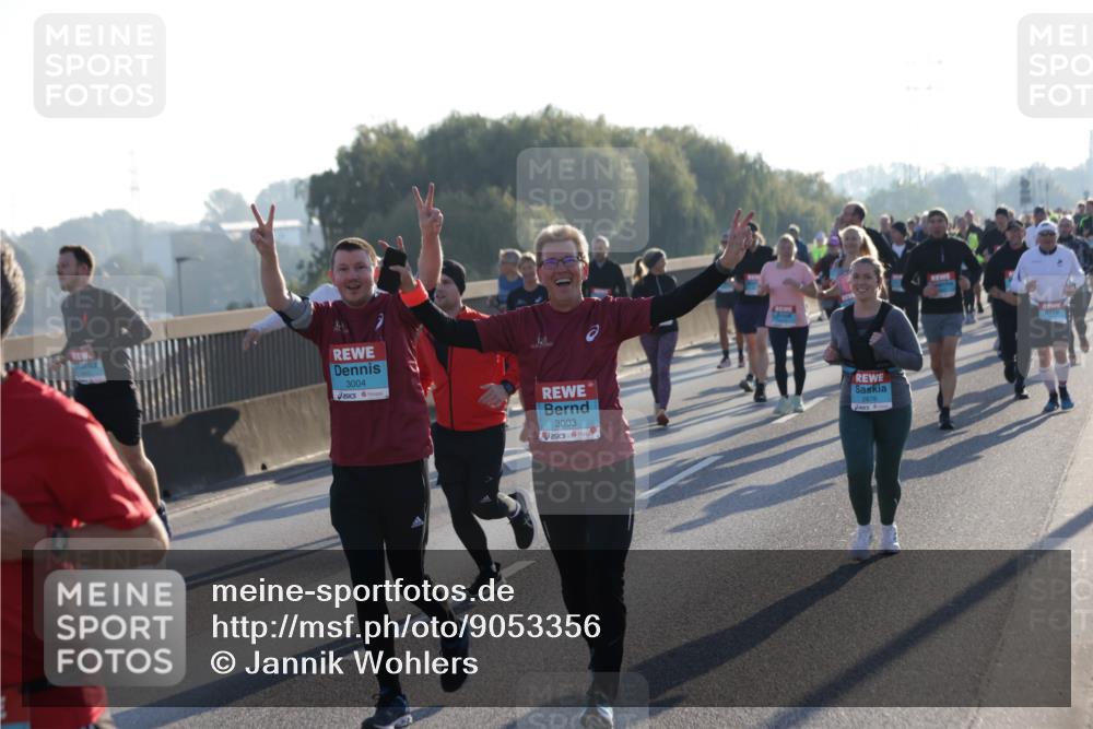 03.10.2025 - Köhlbrandbrückenlauf Jannik Wohlers http://msf.ph/oto/9053356 03.10.2025 09:19:53 Position 3 3004, 3003, 2678 meine-sportfotos.de