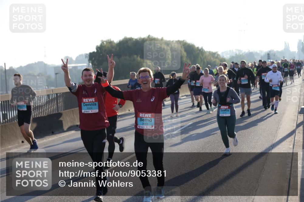 03.10.2025 - Köhlbrandbrückenlauf Jannik Wohlers http://msf.ph/oto/9053381 03.10.2025 09:19:53 Position 3 3004, 3003, 2678 meine-sportfotos.de