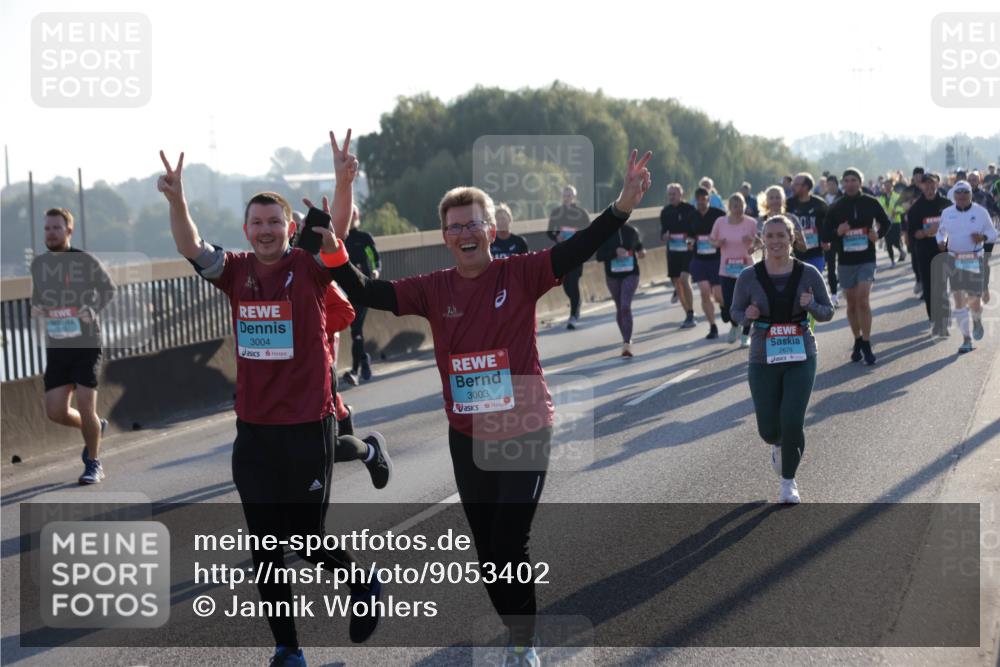 03.10.2025 - Köhlbrandbrückenlauf Jannik Wohlers http://msf.ph/oto/9053402 03.10.2025 09:19:53 Position 3 3004, 3003, 2678 meine-sportfotos.de