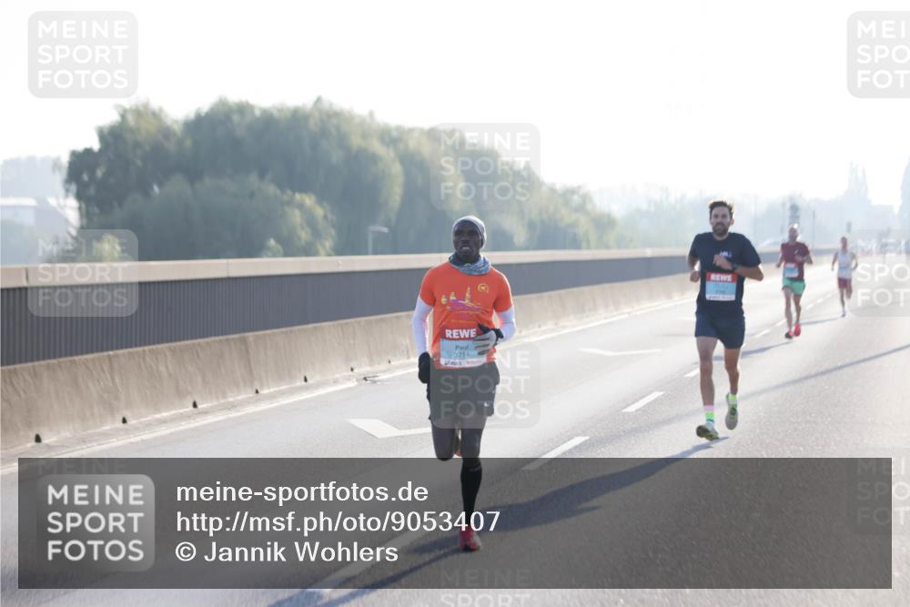 03.10.2025 - Köhlbrandbrückenlauf Jannik Wohlers http://msf.ph/oto/9053407 03.10.2025 09:10:49 Position 3 3714 meine-sportfotos.de