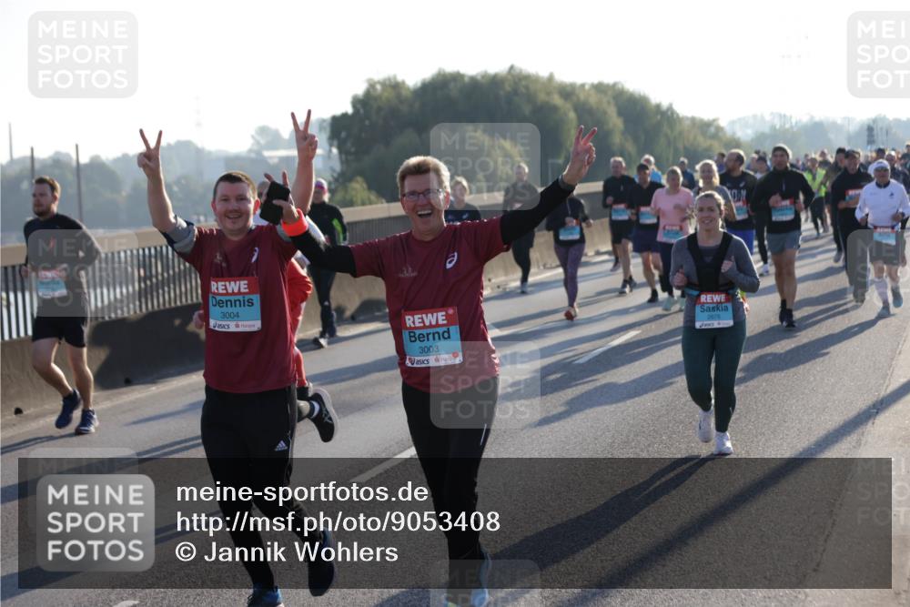 03.10.2025 - Köhlbrandbrückenlauf Jannik Wohlers http://msf.ph/oto/9053408 03.10.2025 09:19:54 Position 3 3004, 3003 meine-sportfotos.de