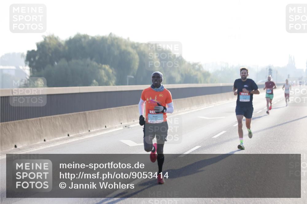 03.10.2025 - Köhlbrandbrückenlauf Jannik Wohlers http://msf.ph/oto/9053414 03.10.2025 09:10:49 Position 3 3714 meine-sportfotos.de