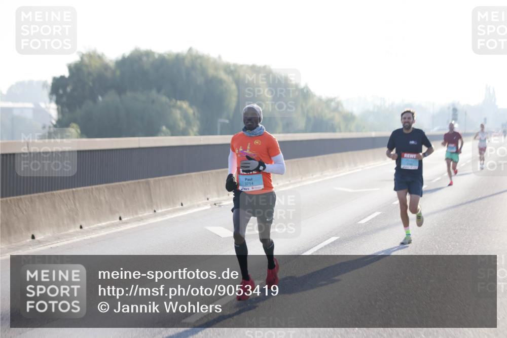 03.10.2025 - Köhlbrandbrückenlauf Jannik Wohlers http://msf.ph/oto/9053419 03.10.2025 09:10:49 Position 3 3714 meine-sportfotos.de