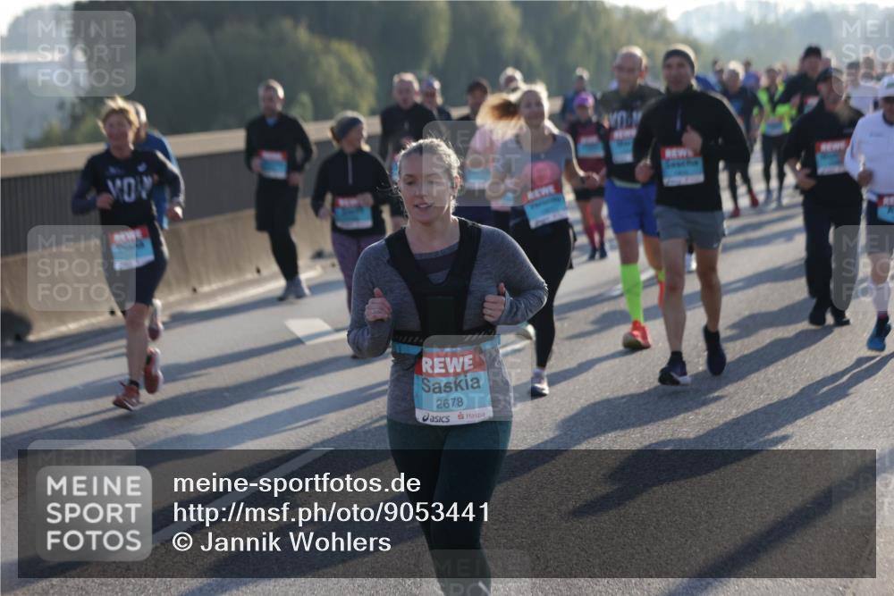 03.10.2025 - Köhlbrandbrückenlauf Jannik Wohlers http://msf.ph/oto/9053441 03.10.2025 09:19:55 Position 3 2678 meine-sportfotos.de