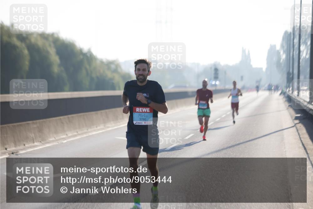 03.10.2025 - Köhlbrandbrückenlauf Jannik Wohlers http://msf.ph/oto/9053444 03.10.2025 09:10:50 Position 3 3760 meine-sportfotos.de