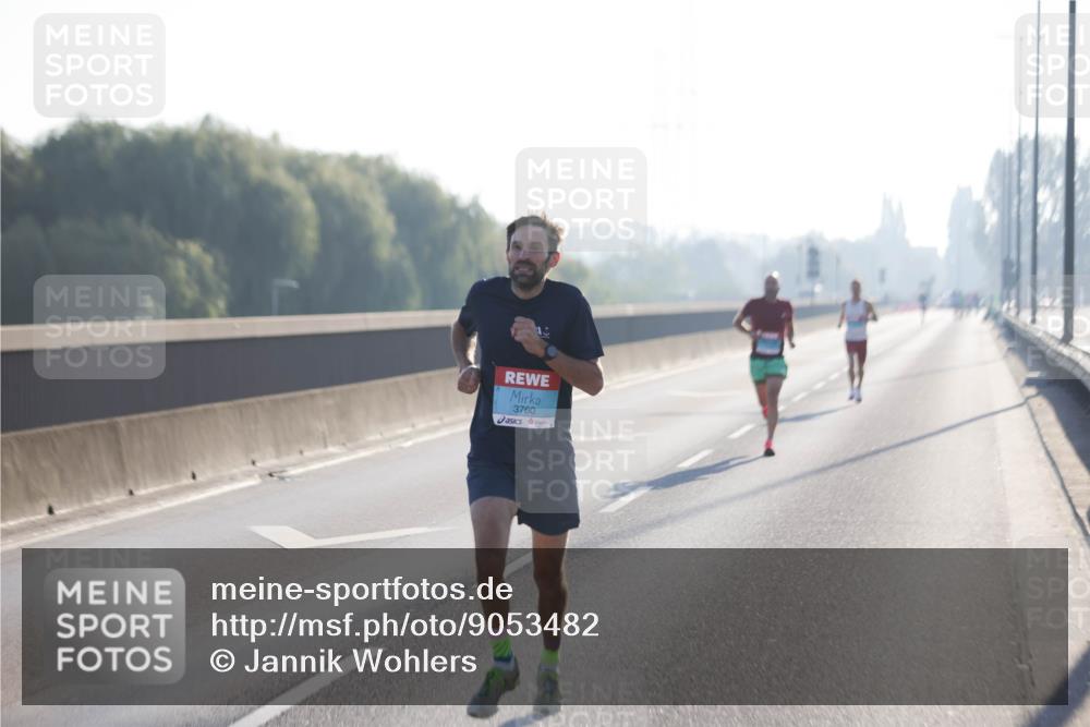 03.10.2025 - Köhlbrandbrückenlauf Jannik Wohlers http://msf.ph/oto/9053482 03.10.2025 09:10:50 Position 3 3760 meine-sportfotos.de