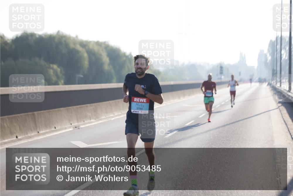 03.10.2025 - Köhlbrandbrückenlauf Jannik Wohlers http://msf.ph/oto/9053485 03.10.2025 09:10:50 Position 3 3760 meine-sportfotos.de